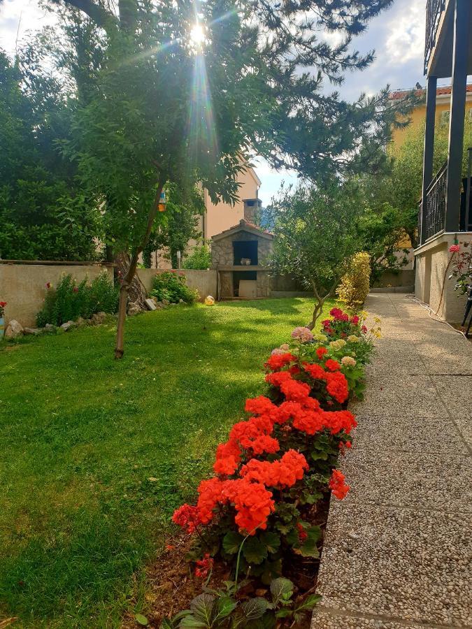 Apartments Kraljic I Башка Екстер'єр фото